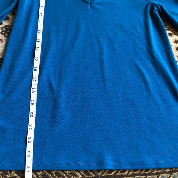 Teal Blue V-Neck Cold Shoulder Long Sleeve Top XS - Picture 11 of 15